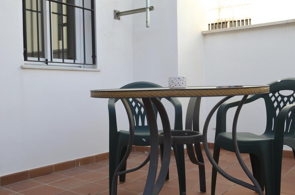 Apartamentos Canasteros Malaga Bilik gambar