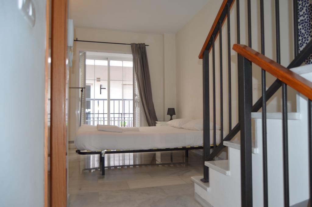 Apartamentos Canasteros Malaga Luaran gambar