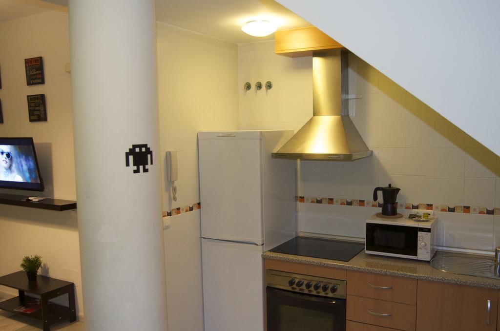 Apartamentos Canasteros Malaga Bilik gambar